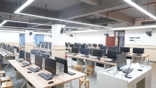 公共机房3